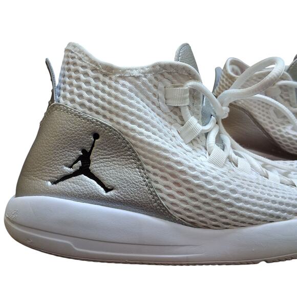 Air Jordan Reveal Metallic Silver White Men Size 8 Lace Up 834064 - Picture 3 of 7